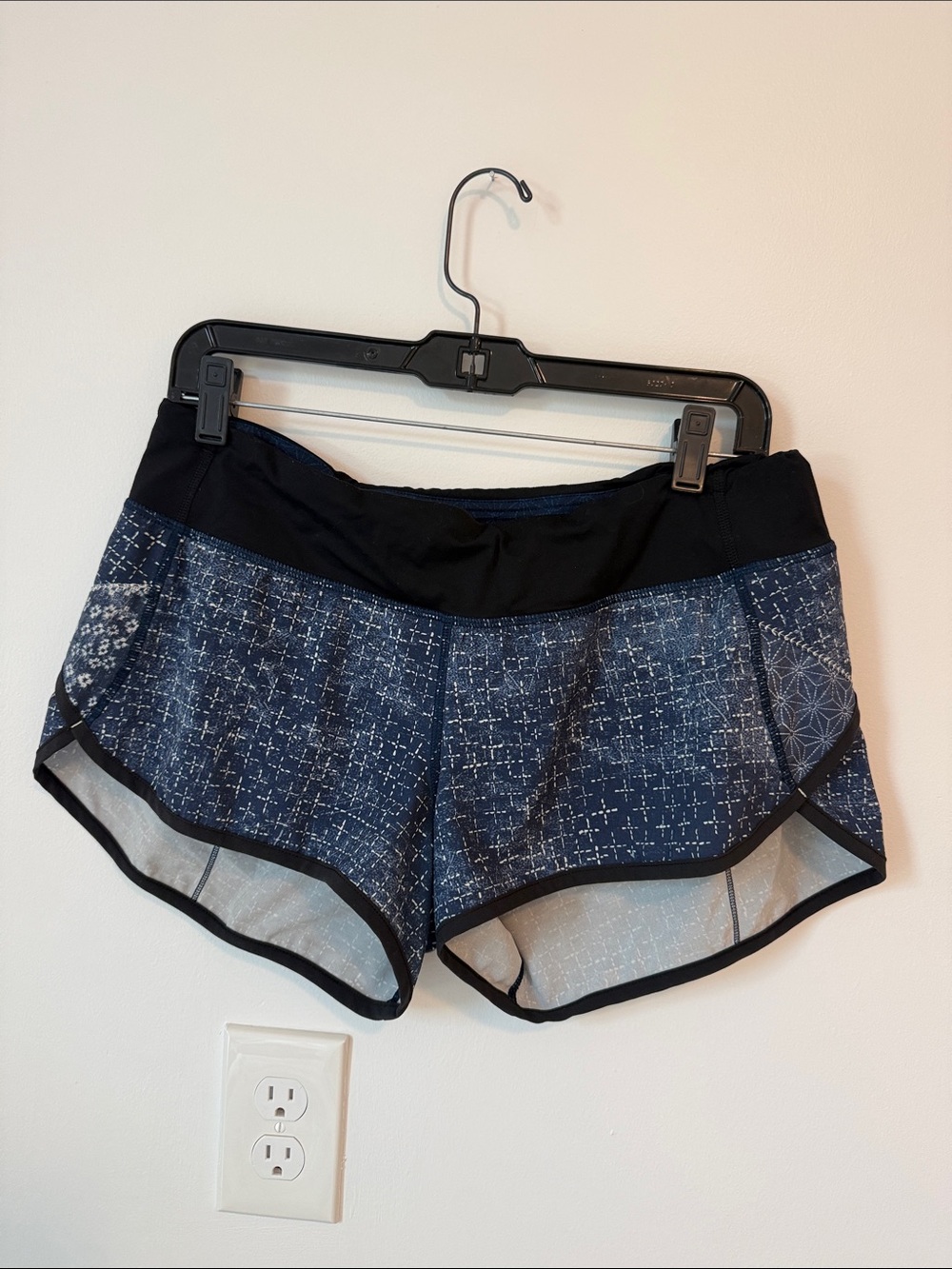 lululemon athletica Navy Patterned Athletic Shorts with Black Waistband